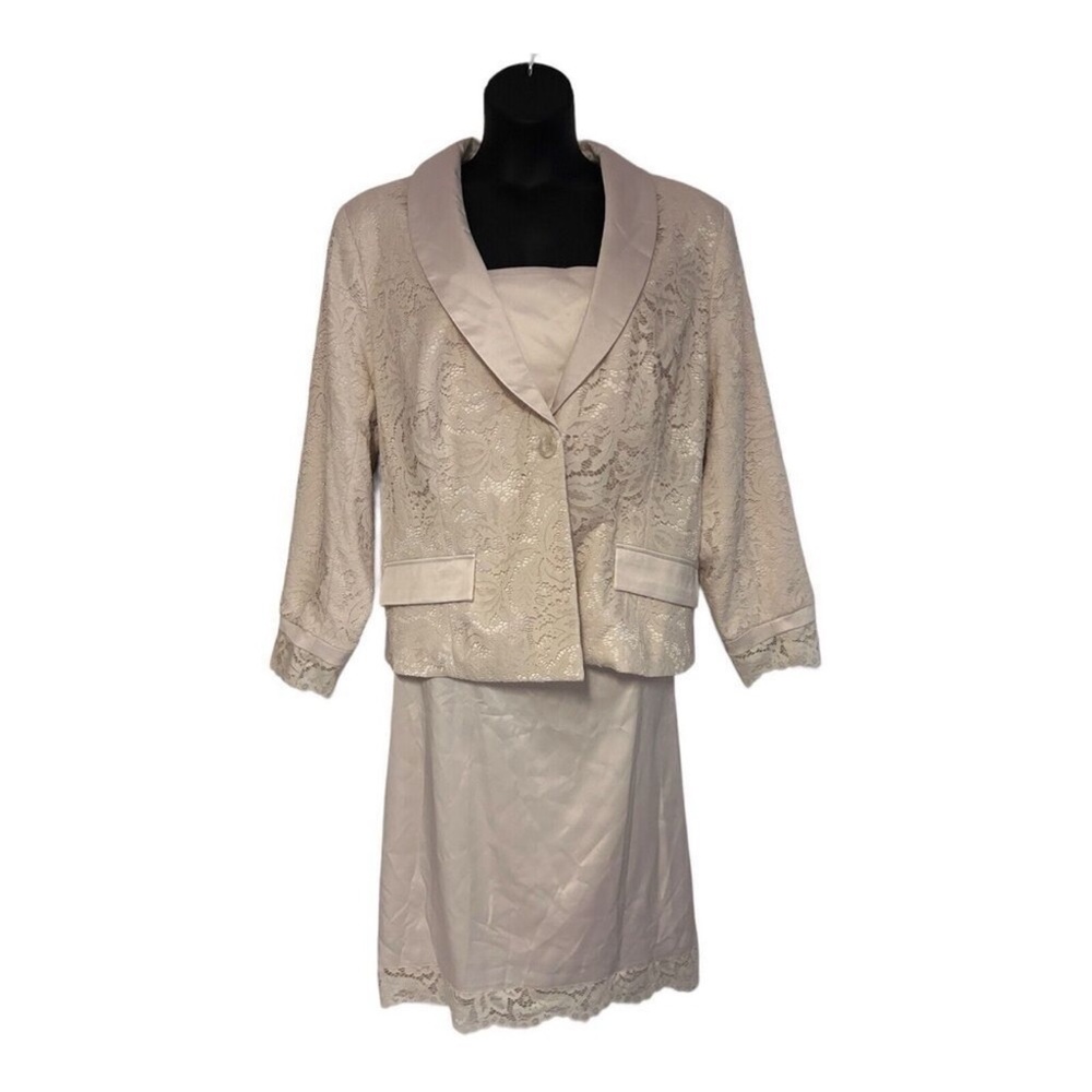 Midnight Velvet Cream Long Sleeve Dress Suit